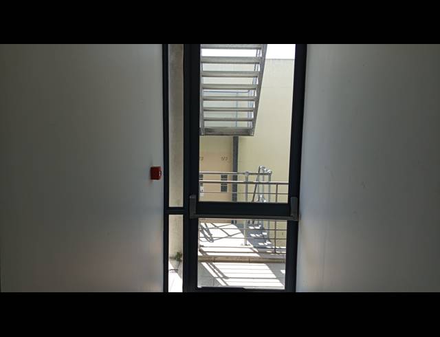 220M² OFFICE TO LET IN NDABENI